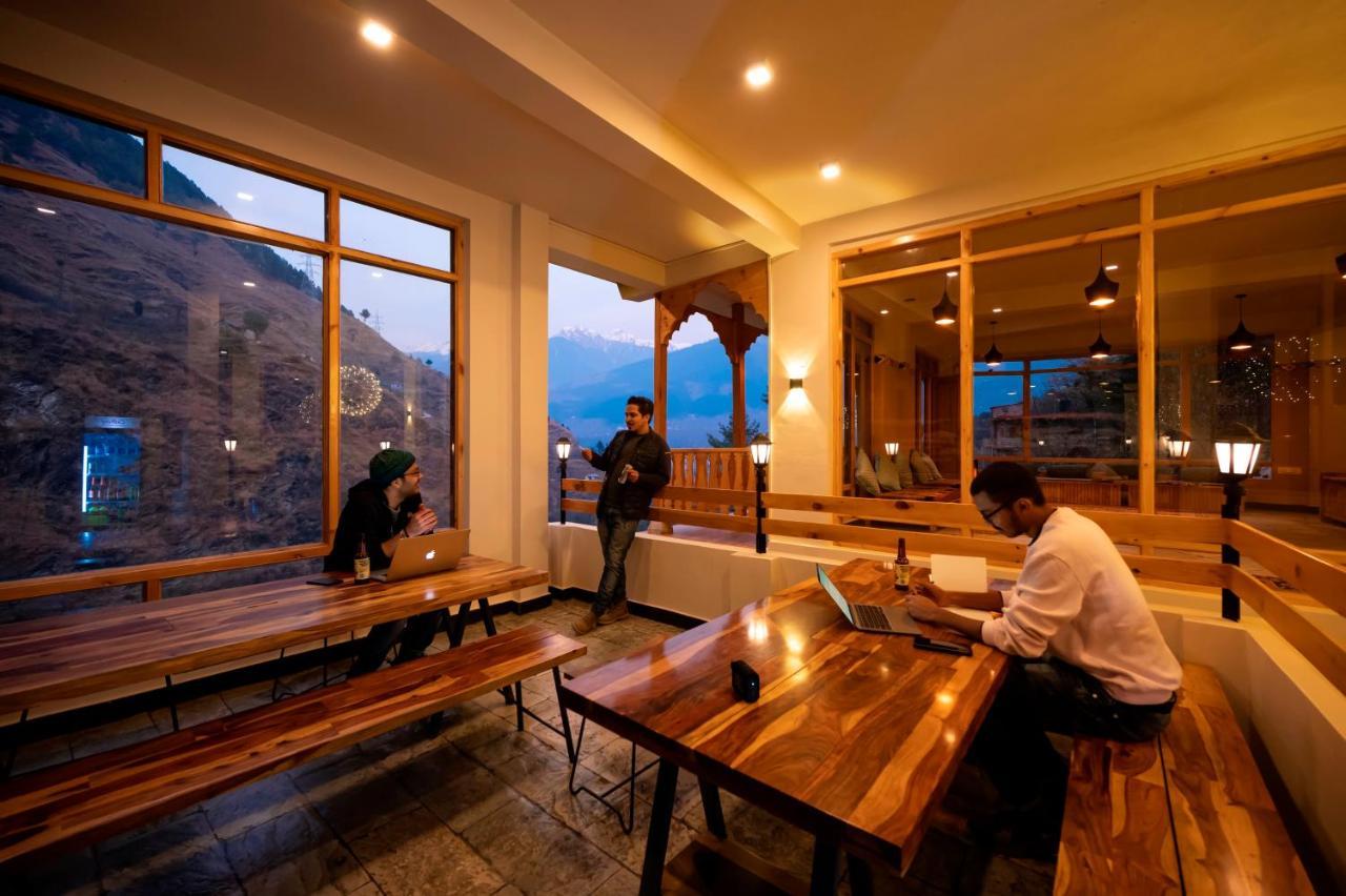 Хостел Zostel Dobhi, Manali Nagar  Екстер'єр фото