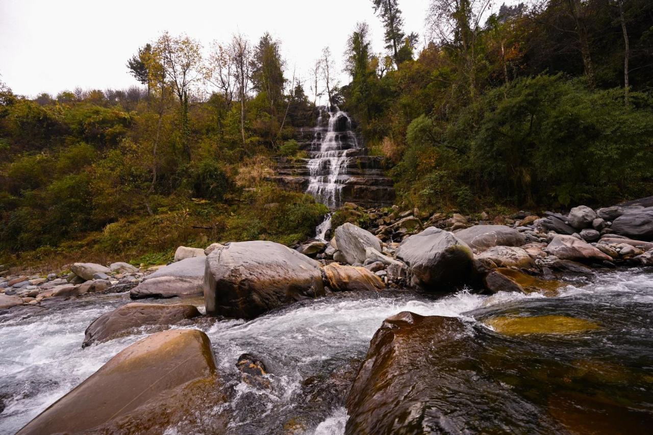 Хостел Zostel Dobhi, Manali Nagar  Екстер'єр фото